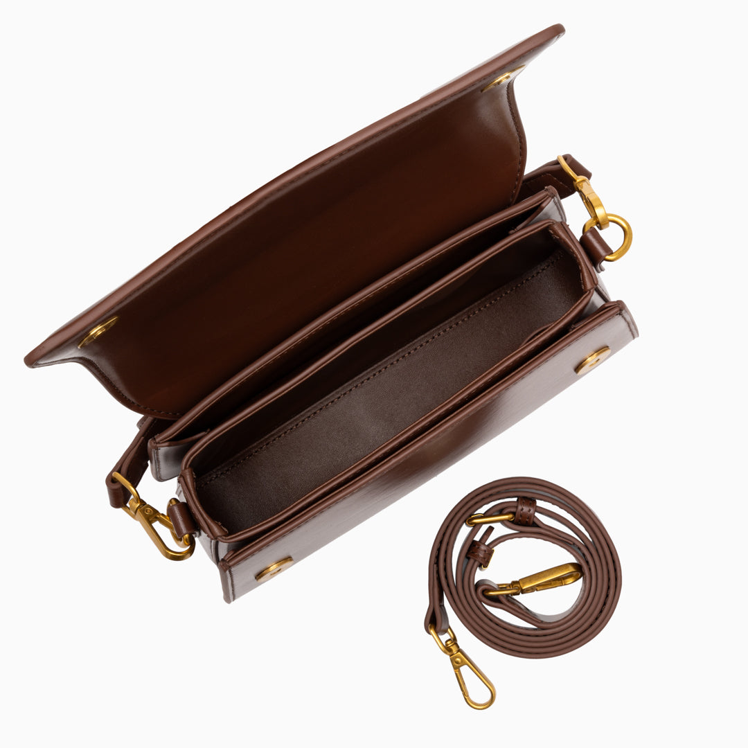 <tc>Bolso bandolera Britney de cuero liso</tc>