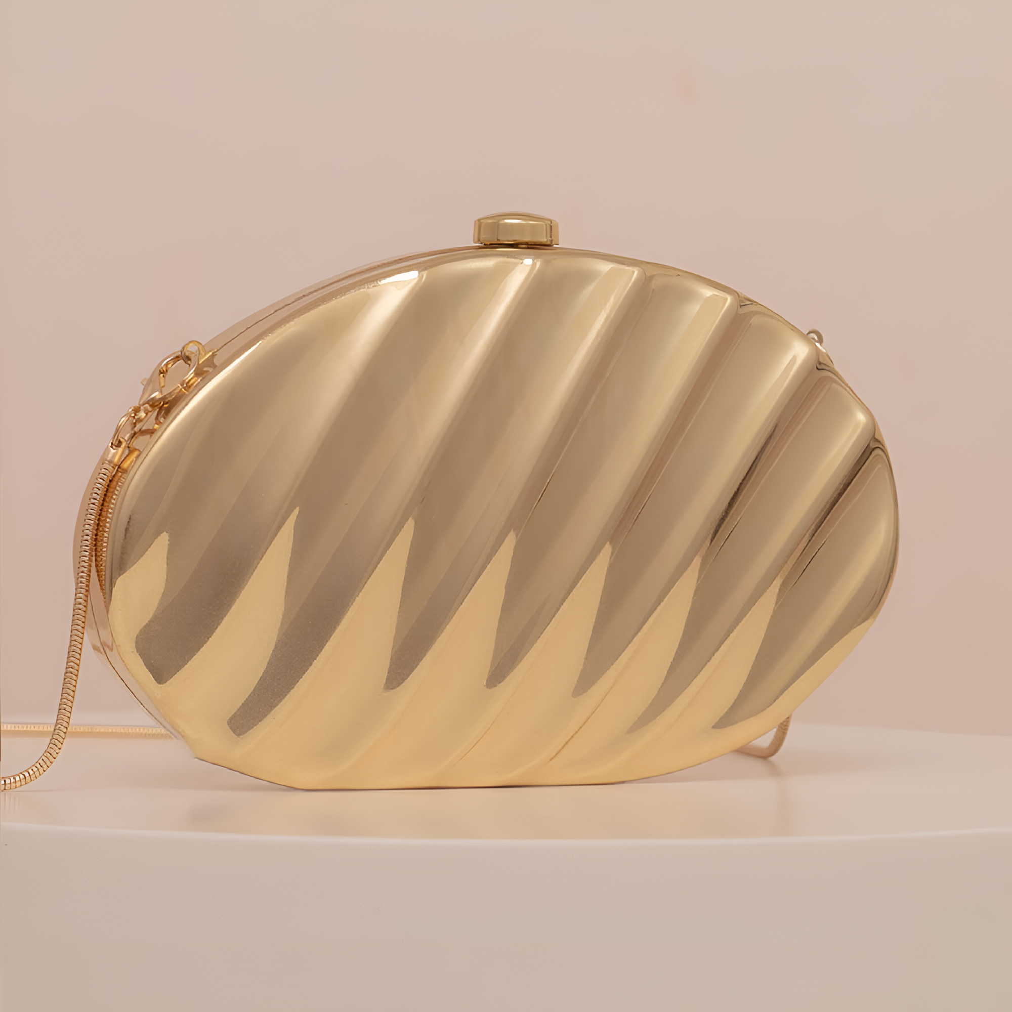 Alina Shell Clutch (NL)